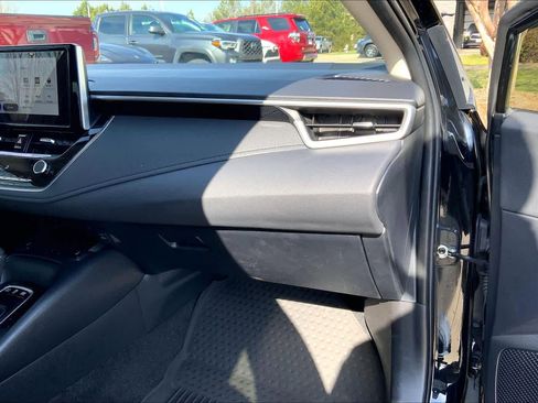 Used 2024 Toyota Corolla XLE image 19