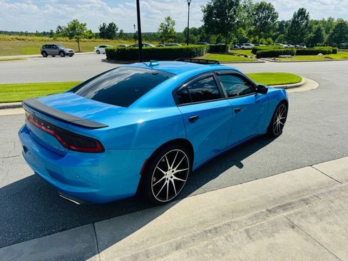 Used 2015 Dodge Charger SXT w/ Plus Group RWD image 5