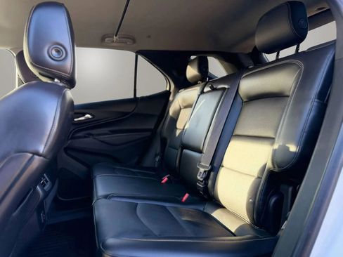 Used 2019 Chevrolet Equinox Premier image 16