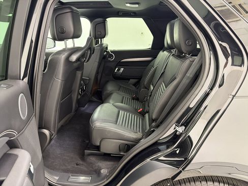 Certified 2025 Land Rover Discovery Dynamic SE AWD/4WD image 14