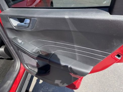 Used 2023 Ford Escape ST-Line Select image 12