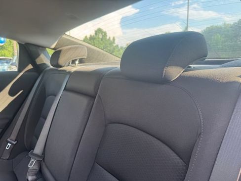 Used 2024 Chevrolet Malibu LT FWD image 28