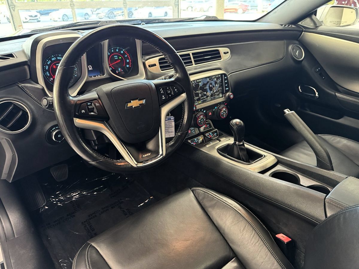 Used 2014 Chevrolet Camaro SS w/ RS Package RWD image 16
