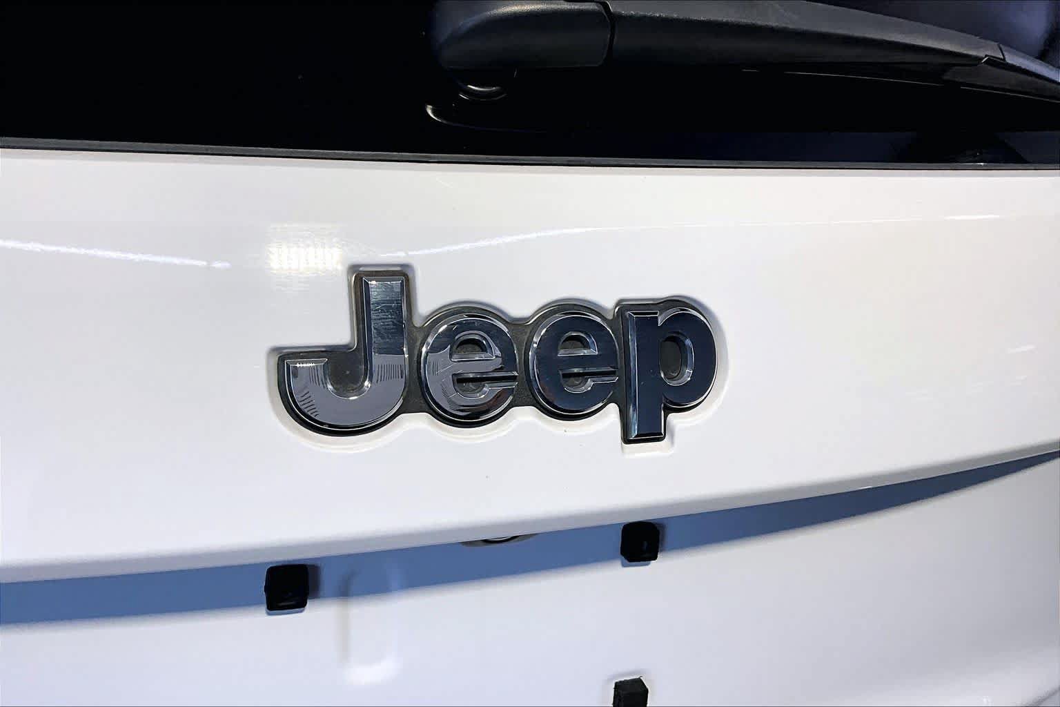 Used 2019 Jeep Grand Cherokee Limited w/ Luxury Group II AWD/4WD image 33
