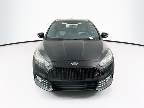 Used 2016 Ford Focus ST FWD image 2