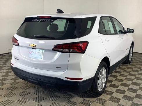 Used 2023 Chevrolet Equinox LS AWD/4WD image 13
