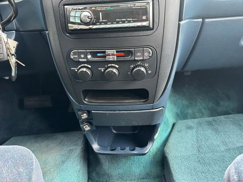 Used 2001 Dodge Grand Caravan Sport image 19