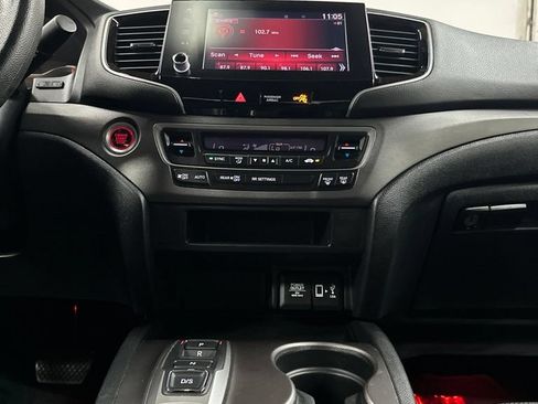 Used 2023 Honda Ridgeline Sport image 24