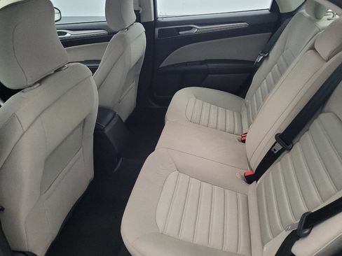 Used 2018 Ford Fusion S image 18