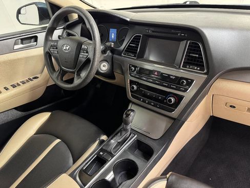 Used 2016 Hyundai Sonata SE image 24