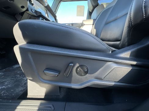 New 2025 Ford Bronco Outer Banks image 14