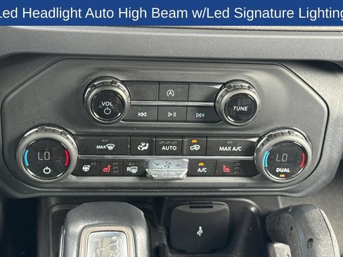 Certified 2025 Ford Bronco Badlands AWD/4WD image 25