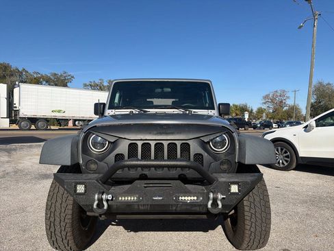 Used 2014 Jeep Wrangler Sport image 2