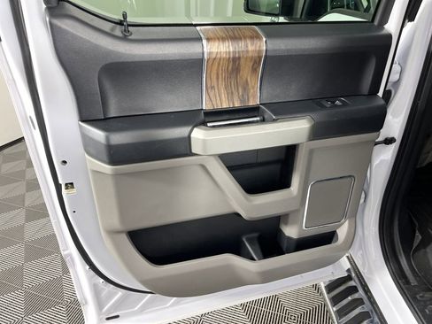 Used 2018 Ford F150 Lariat image 12