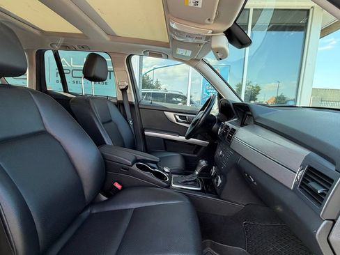 Used 2010 Mercedes-Benz GLK 350 4MATIC image 12