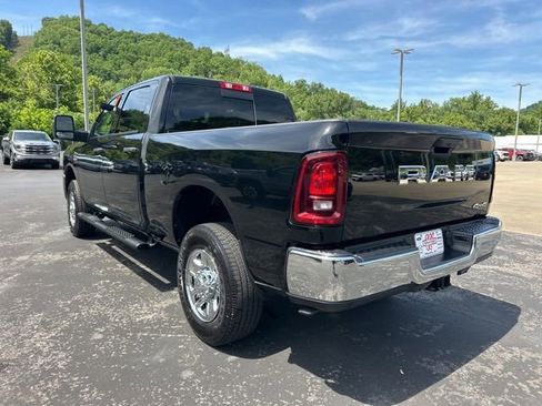 Used 2025 RAM 2500 Tradesman AWD/4WD image 4