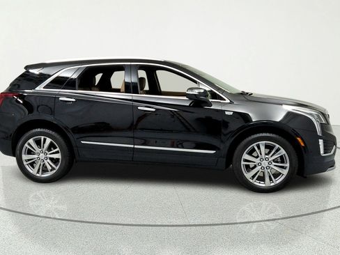 Certified 2023 Cadillac XT5 Premium Luxury w/ Platinum Package AWD/4WD image 6