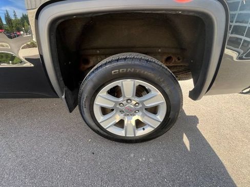 Used 2014 GMC Sierra 1500 SLE w/ SLE Value Package AWD/4WD image 9