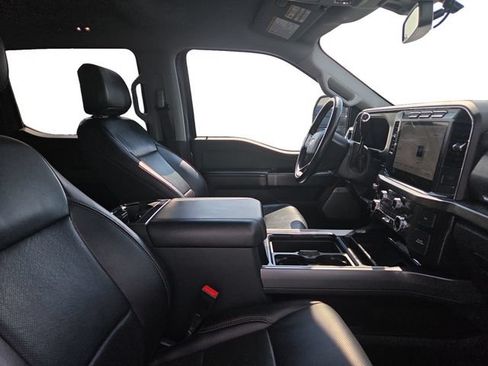 Used 2024 Ford F250 Lariat AWD/4WD image 41