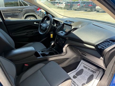 Used 2018 Ford Escape SE w/ SE Sync 3 Package image 17