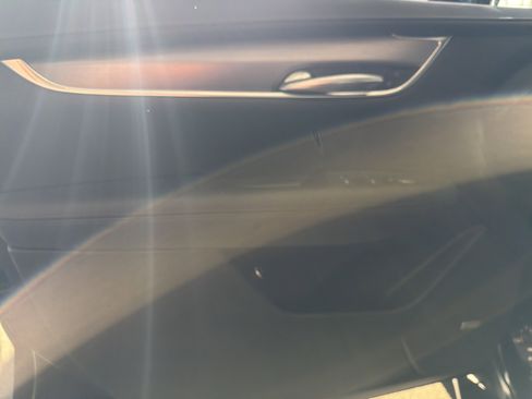 Used 2023 Cadillac XT5 Luxury image 9