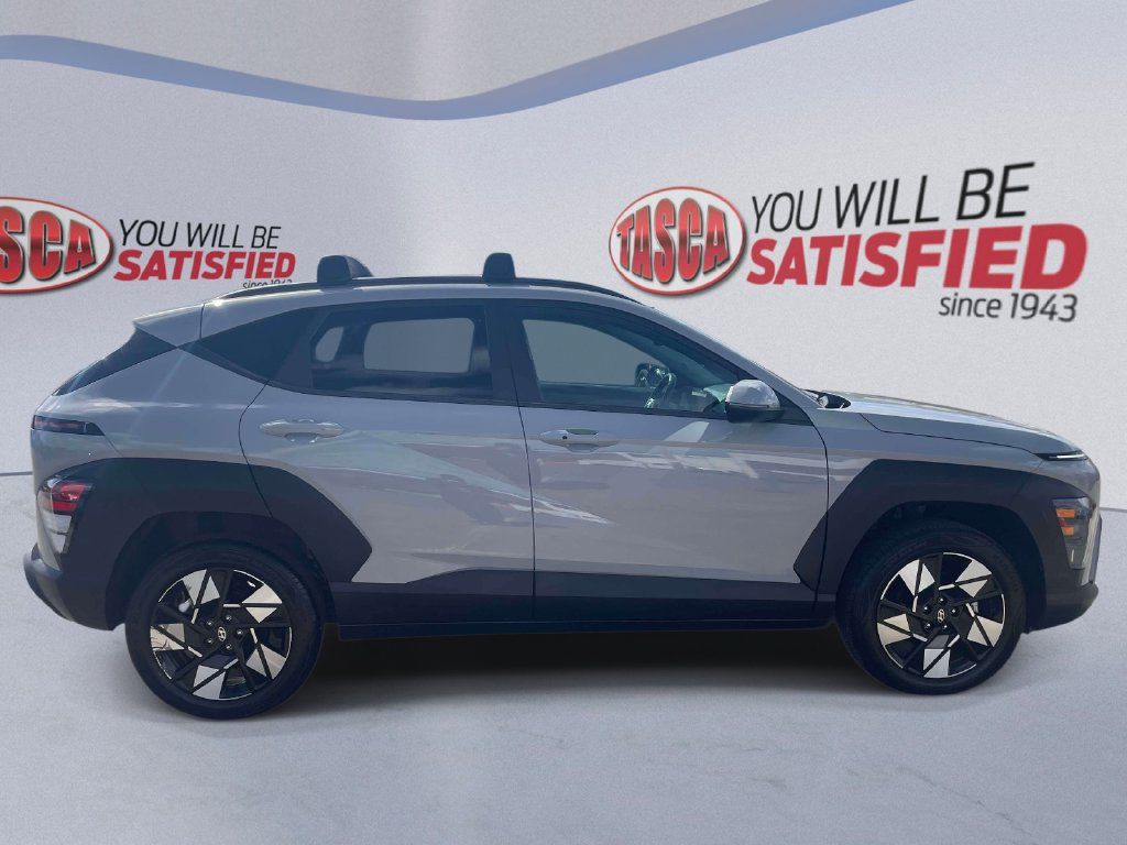 Used 2024 Hyundai Kona SEL AWD/4WD image 5