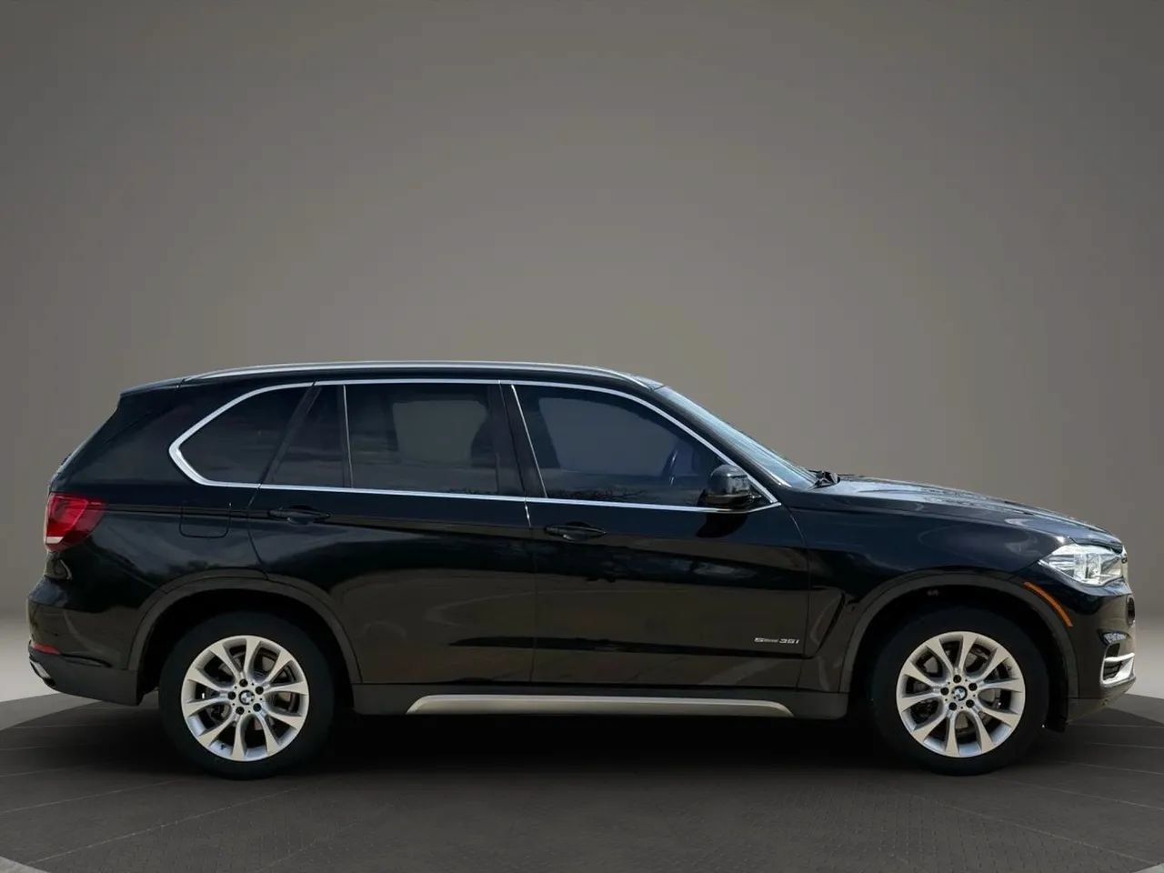 Used 2018 BMW X5 sDrive35i RWD image 6