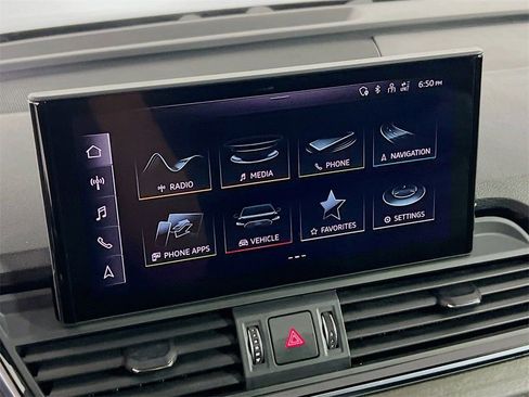 Used 2021 Audi Q5 2.0T Premium Plus w/ Premium Plus Package image 15