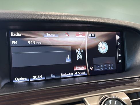 Used 2017 Lexus LS 460 L w/ Ultra Luxury Package AWD/4WD image 22