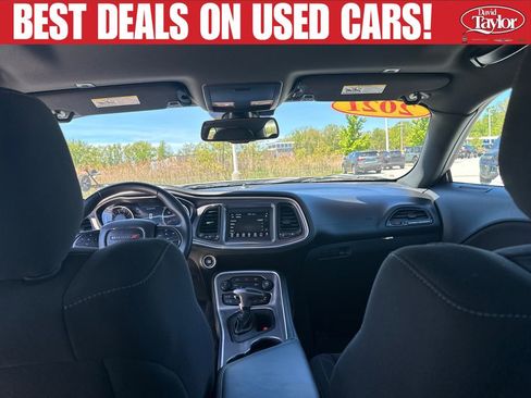Used 2021 Dodge Challenger SXT RWD image 18