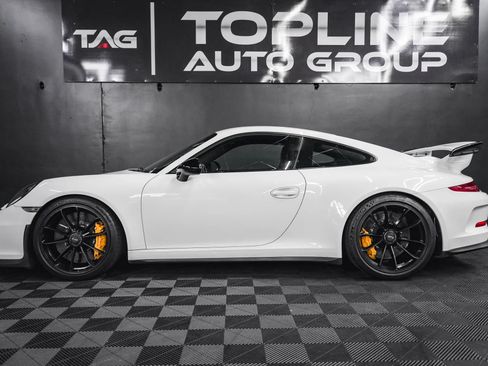 Used 2015 Porsche 911 GT3 RWD image 27