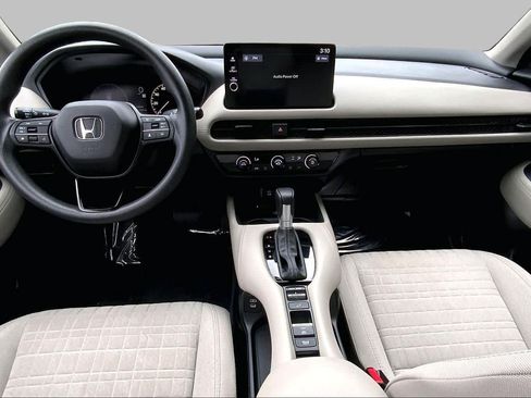 Used 2026 Honda HR-V LX image 15