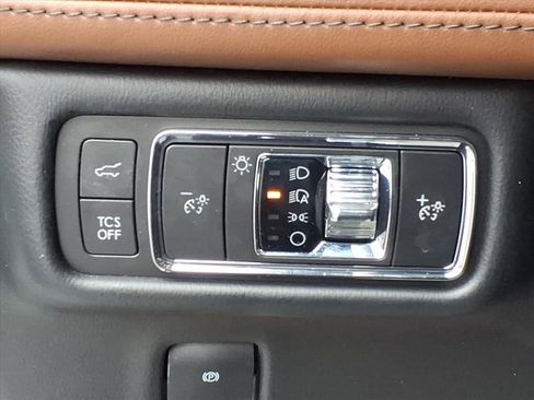 Certified 2022 Lincoln Nautilus Reserve image 16