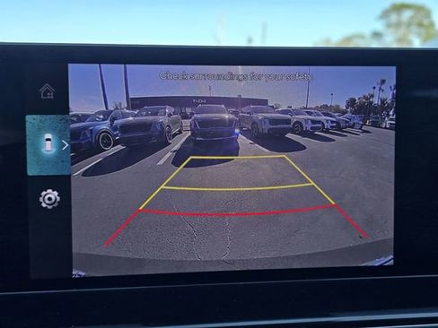 Used 2025 Genesis GV80 2.5T Standard AWD/4WD image 33