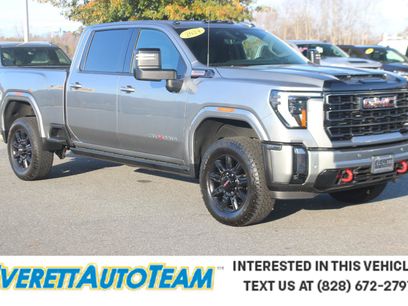 Used 2024 GMC Sierra 2500 AT4 w/ AT4 Premium Plus Package