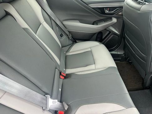 Used 2025 Subaru Outback Onyx Edition image 19