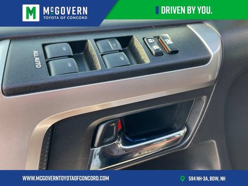 Used 2024 Toyota 4Runner Limited AWD/4WD image 12