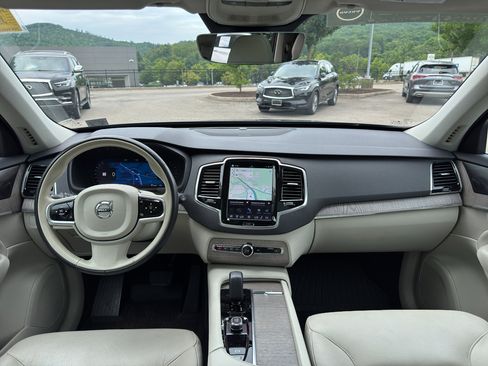 Used 2023 Volvo XC90 B6 Plus w/ Protection Package Premier AWD/4WD image 16