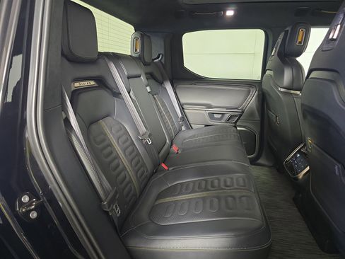 Used 2022 Rivian R1T Launch Edition image 22