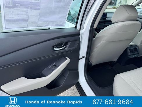 New 2026 Honda Accord LX image 27