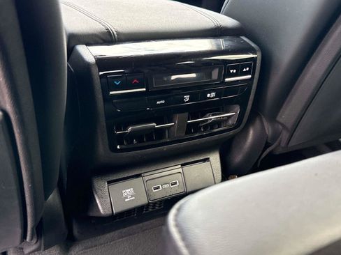 Used 2022 Acura MDX FWD image 14