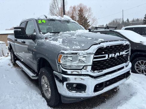 Used 2024 RAM 2500 Big Horn image 9
