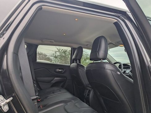 Used 2021 Jeep Cherokee Latitude Lux w/ Trailer Tow Group image 14