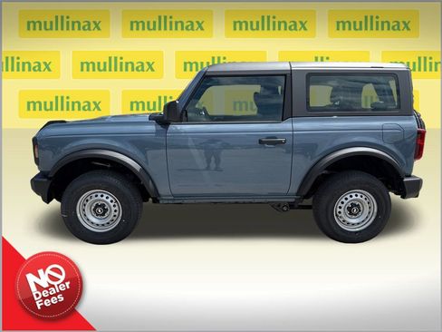 New 2025 Ford Bronco 2-Door image 2