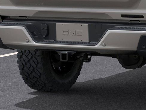 New 2026 GMC Canyon Elevation w/ Convenience Package image 14