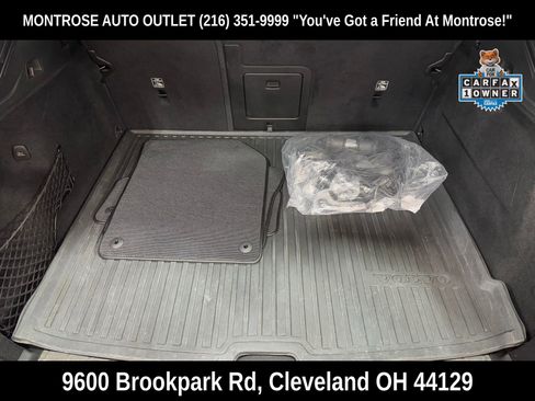 Used 2022 Volvo XC60 T8 R-Design w/ Advanced Package image 42