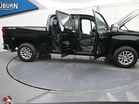 Used 2025 Chevrolet Silverado 1500 LT image 33
