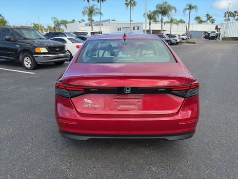 Used 2023 Honda Accord EX image 6