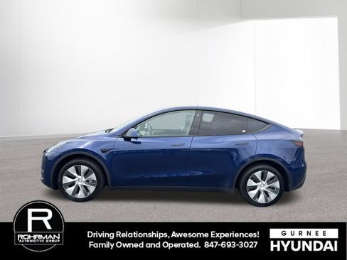 Used 2023 Tesla Model Y Long Range AWD/4WD image 5