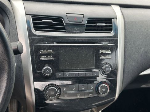 Used 2015 Nissan Altima 2.5 S w/ Power Driver Seat Package image 11